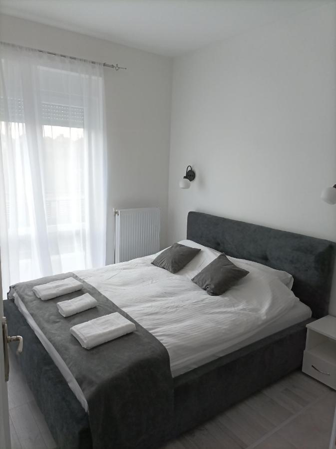 Aaapartmani Indjija Indija Exteriér fotografie